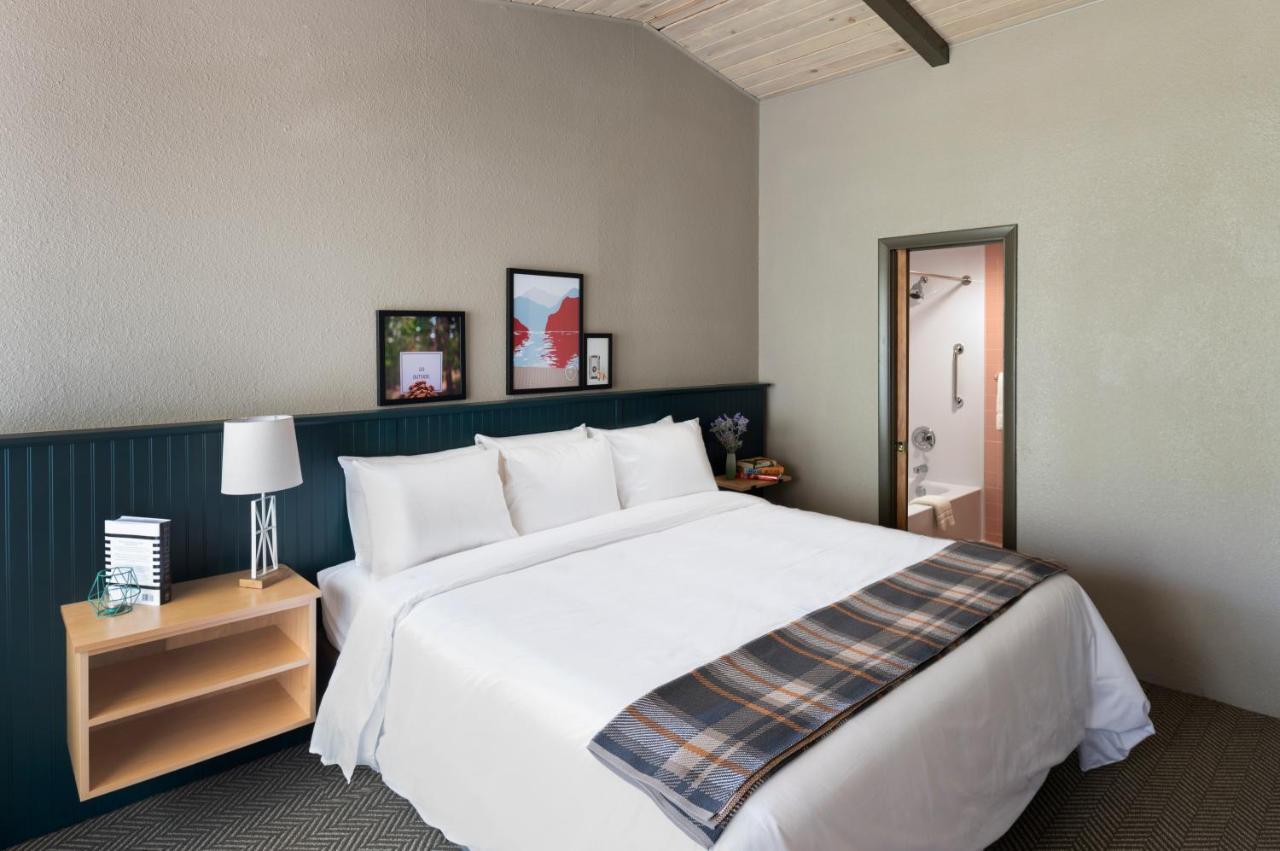 Roaring Brook Ranch Resort Lake George Ngoại thất bức ảnh