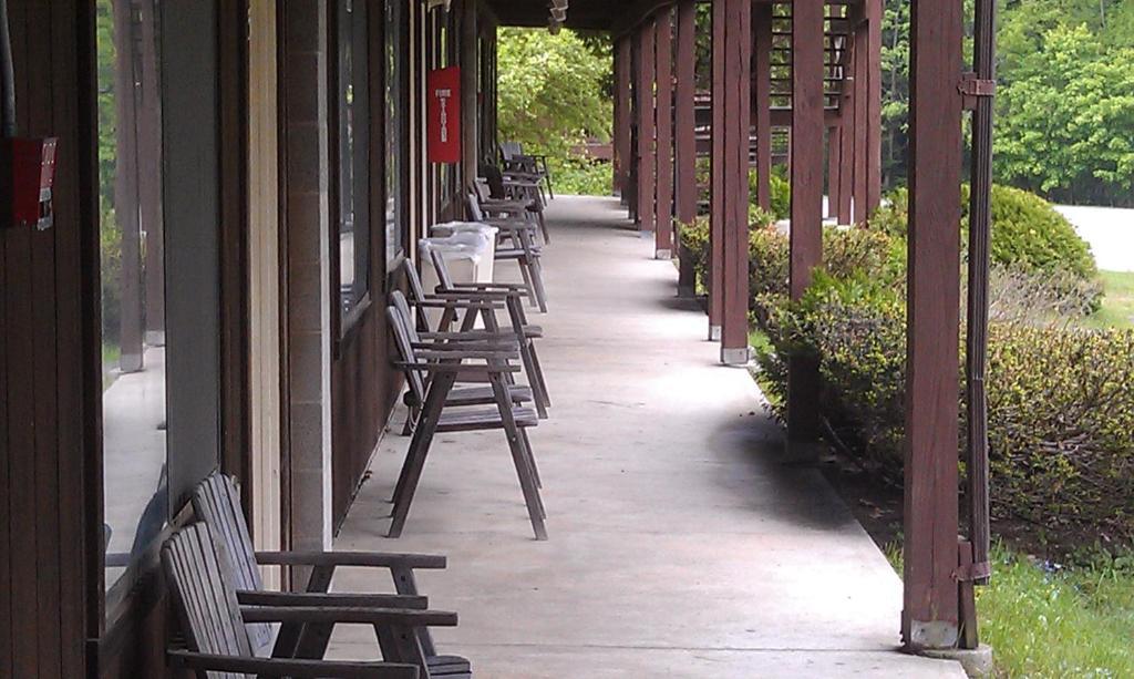 Roaring Brook Ranch Resort Lake George Ngoại thất bức ảnh