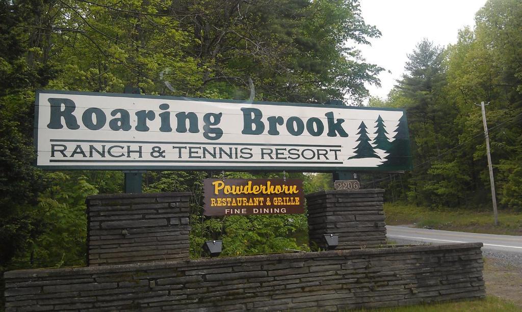 Roaring Brook Ranch Resort Lake George Ngoại thất bức ảnh